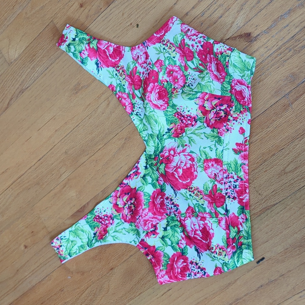 Cute floral crop top